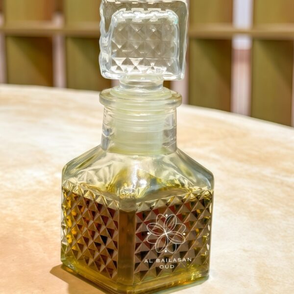 Oud with Saffron عود بالزعفران